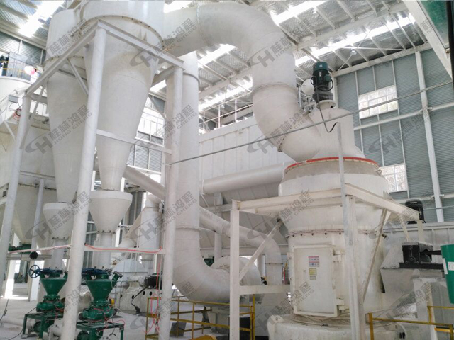 硅藻土的成分与超细磨粉机原理